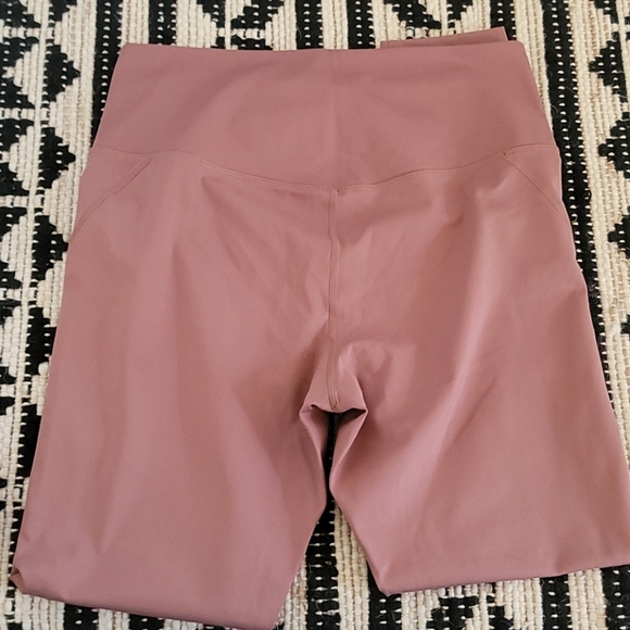 Girlfriend Collective Rose Quartz Set - Picture 8 of 8